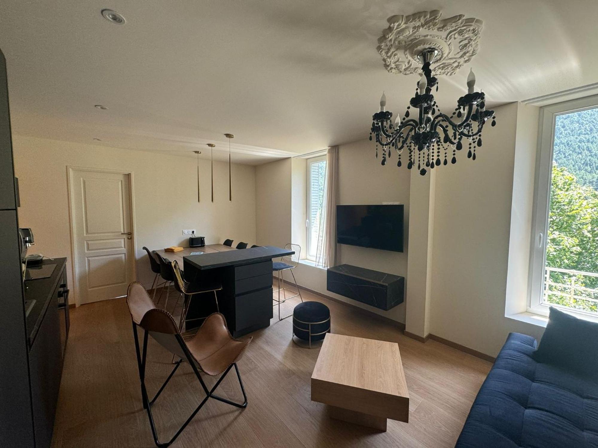 Appartements Confortables Avec Vue Montagne - Residence Villa Belle Fleur Château-Ville-Vieille Esterno foto