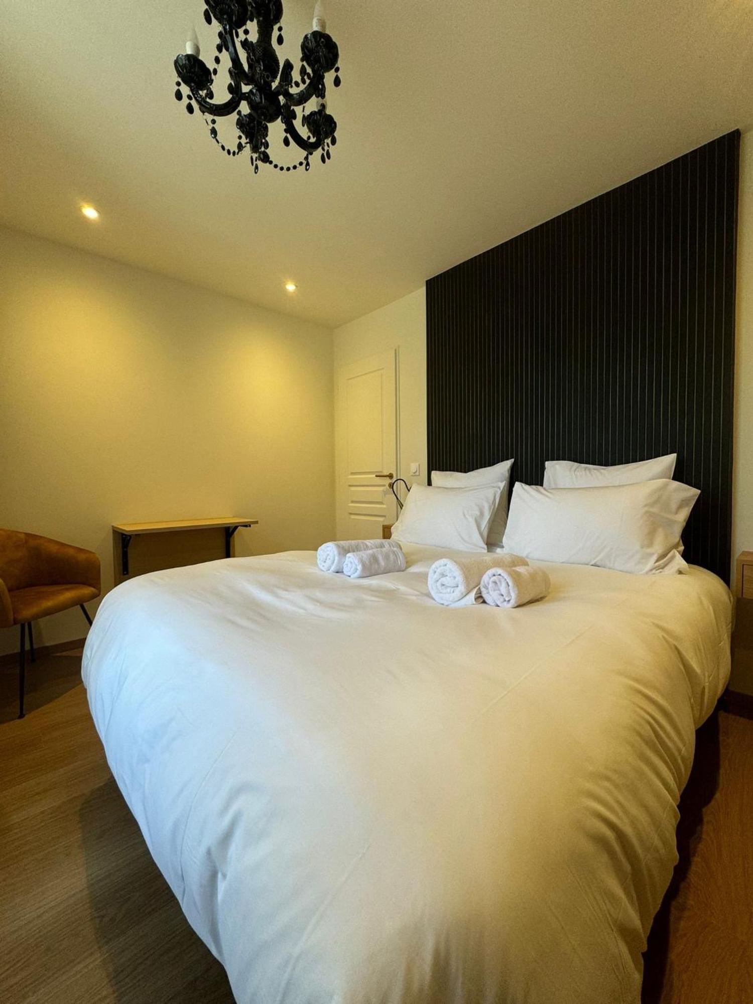 Appartements Confortables Avec Vue Montagne - Residence Villa Belle Fleur Château-Ville-Vieille Esterno foto