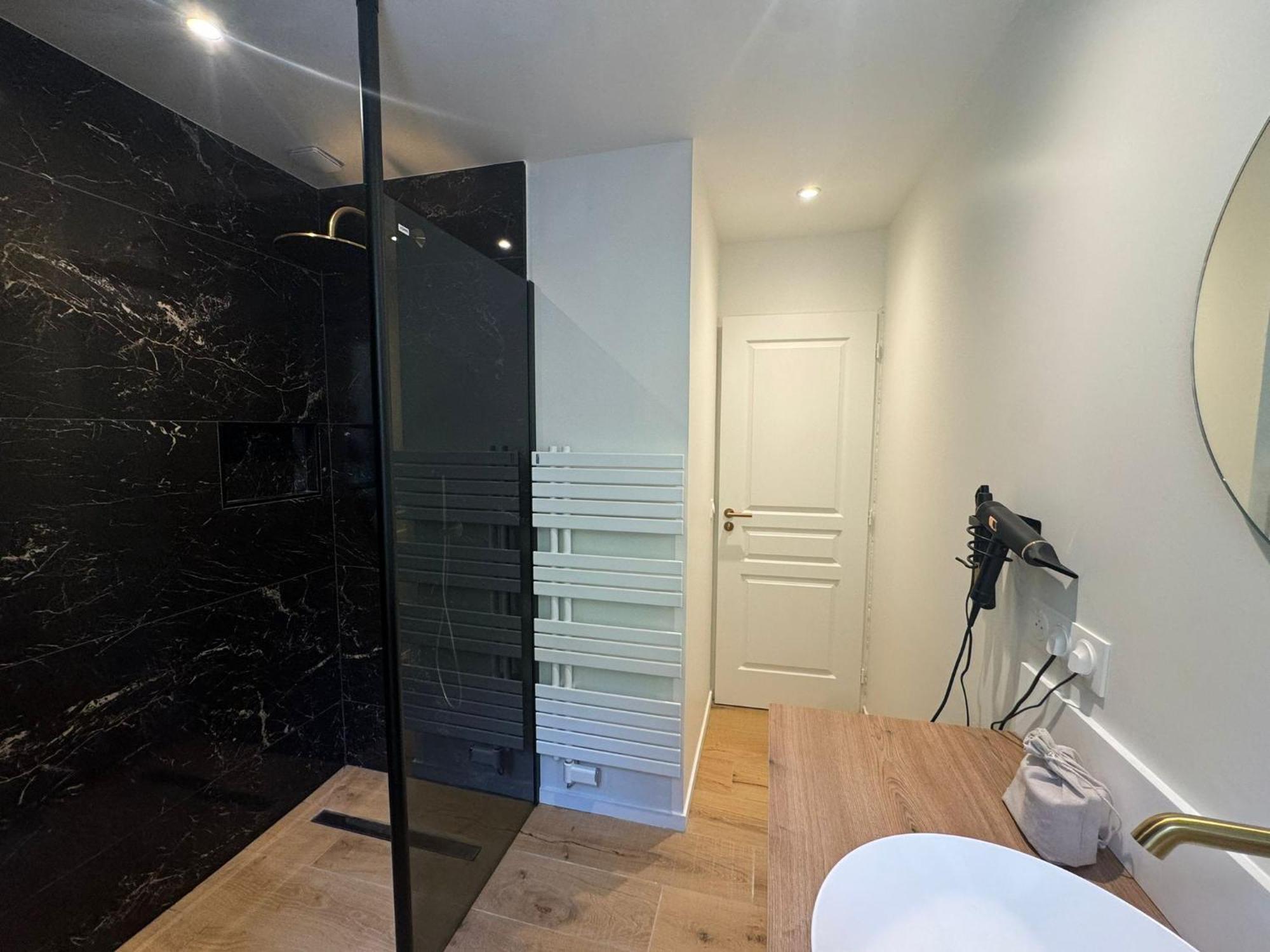 Appartements Confortables Avec Vue Montagne - Residence Villa Belle Fleur Château-Ville-Vieille Esterno foto