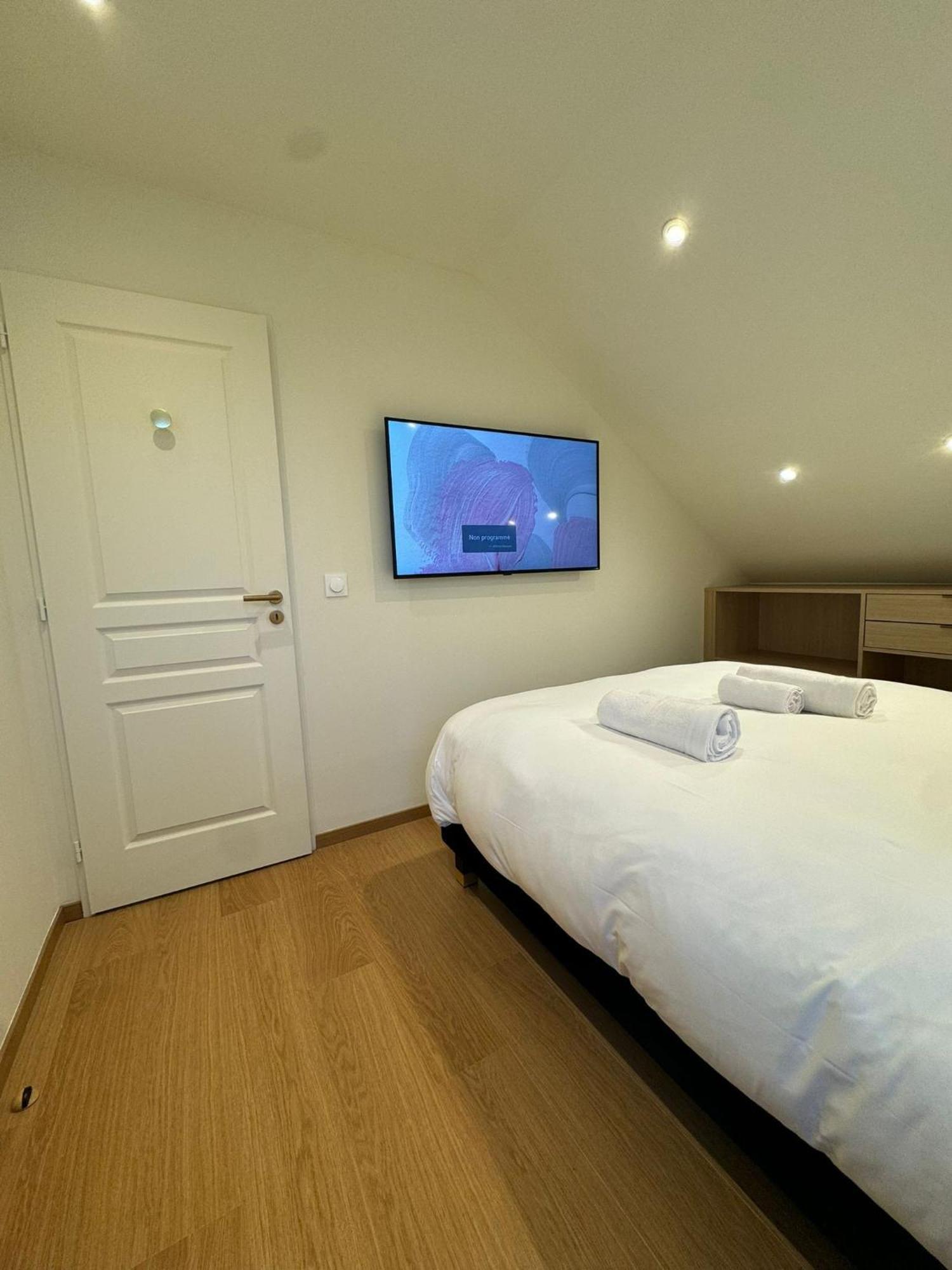 Appartements Confortables Avec Vue Montagne - Residence Villa Belle Fleur Château-Ville-Vieille Esterno foto