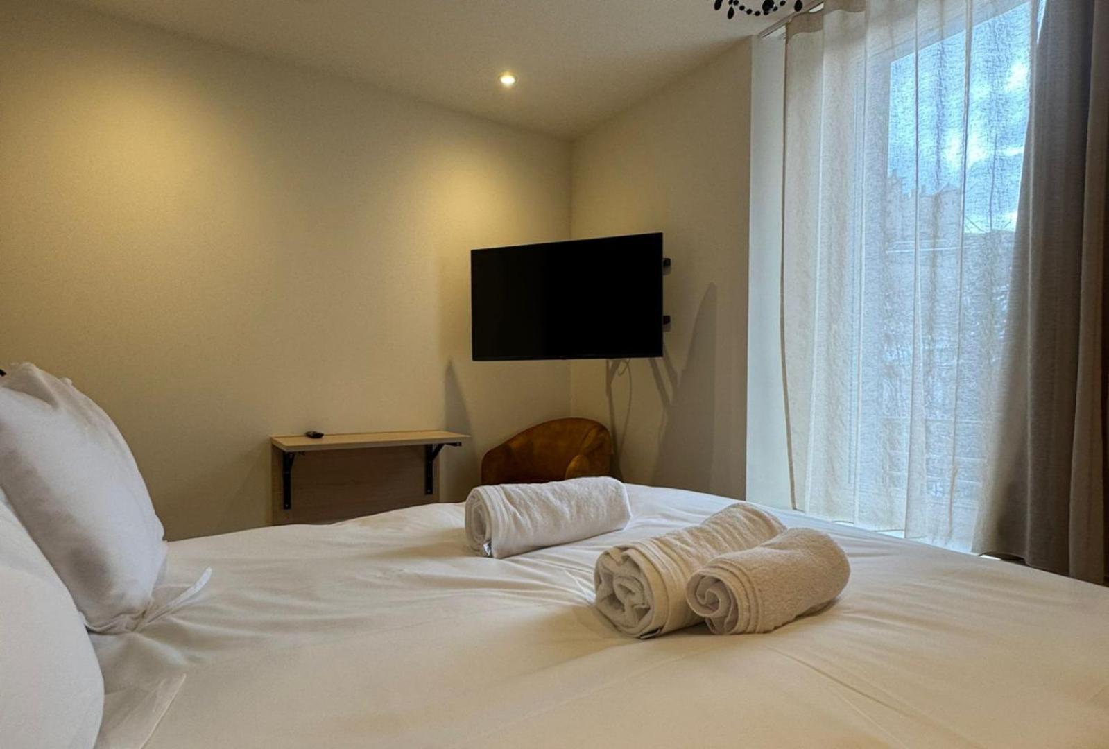 Appartements Confortables Avec Vue Montagne - Residence Villa Belle Fleur Château-Ville-Vieille Esterno foto
