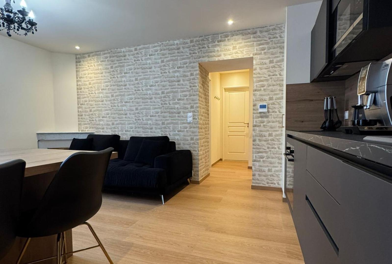 Appartements Confortables Avec Vue Montagne - Residence Villa Belle Fleur Château-Ville-Vieille Esterno foto
